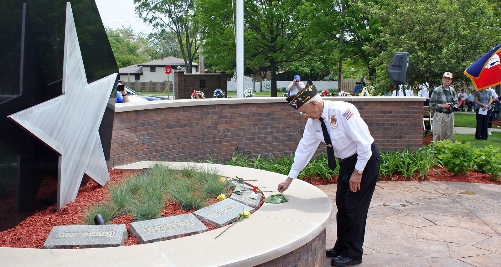 Photo: /942/OAKFORESTVETERANSMEMORIAL Get-Outside-the-Gallery-Hero-3.jpg